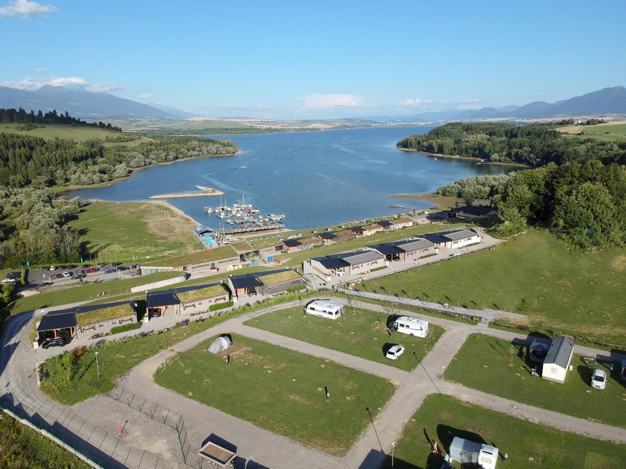 Mobilny Dom V Kempe Marina Liptov Besenova Luaran gambar